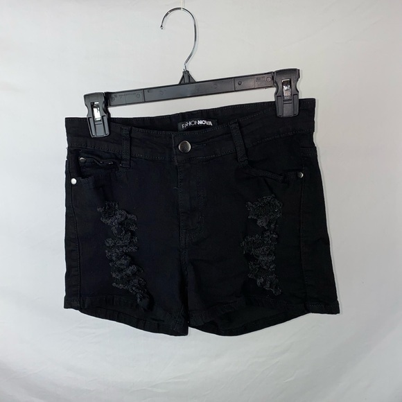 NEW Fashion nova Jean shorts - Picture 1 of 9
